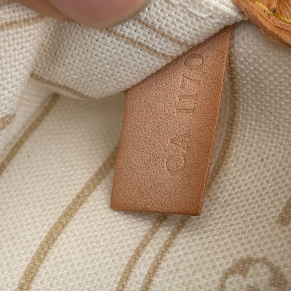 Louis Vuitton Neverfull MM (PRICE FIRM) - Picture 3 of 16